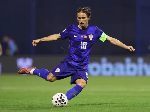 Modric vẫn còn rất đẳng cấp