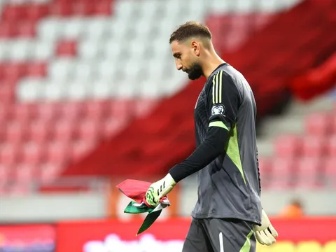 Donnarumma mắc sai lầm tai hại