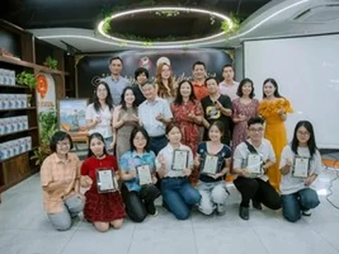 Vẫn còn nhiều bạn trẻ giữ được tình yêu với sách