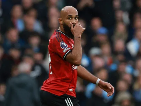 MU thảm bại ở derby Manchester