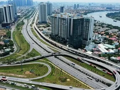 Tăng tốc giải ngân vốn đầu tư công là chìa khóa cho tăng trưởng