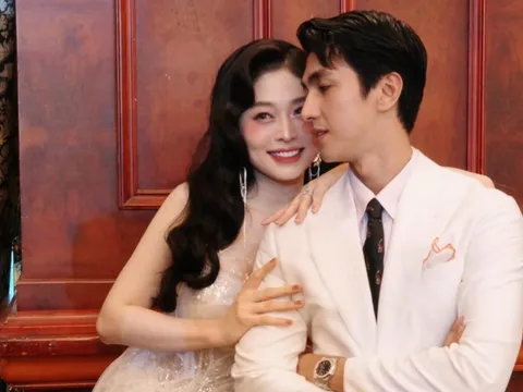 Chồng Phương Nga than thở 'khó sống' vì tấm hình không ngờ đến