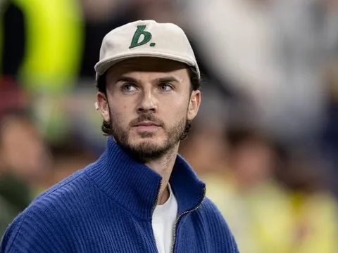 James Maddison châm chọc Man United