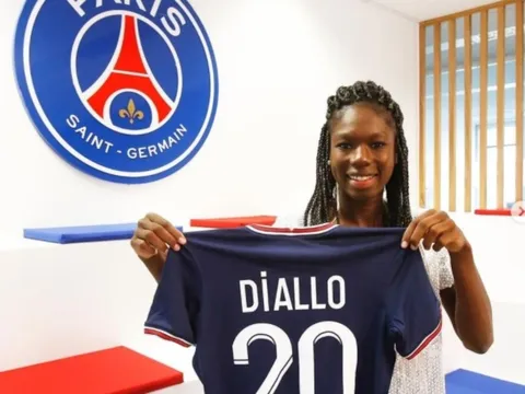 Khi ‘tổng tài’ Diallo bị cáo buộc thuê người xử đồng đội