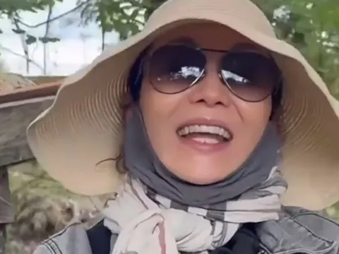 Nữ diễn viên nổi tiếng bậc nhất showbiz bị lừa tình tiền nay về quê nuôi gà