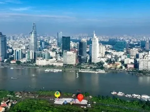 Thị trường bất động sản TP. Hồ Chí Minh sôi động, căn hộ chung cư 'nóng sốt'