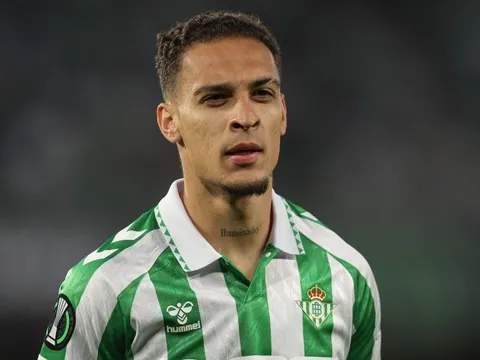 Antony đổi đời ở Betis