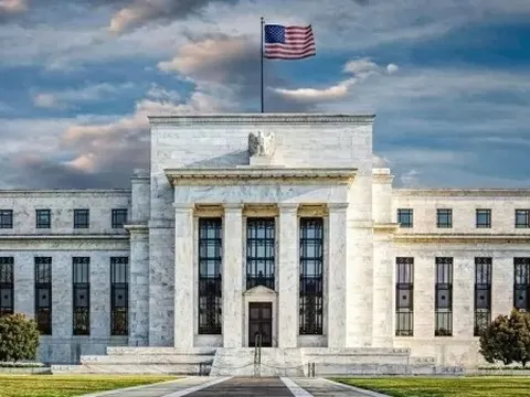 Chủ tịch Jerome Powell: Không con đường nào không có rủi ro, Fed đối mặt thách thức kép
