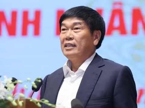 Chủ tịch Hòa Phát đề xuất đấu thầu minh bạch và ưu tiên dùng hàng Việt cho những dự án lớn