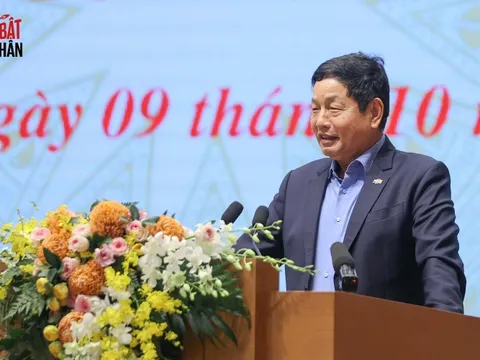 Chủ tịch FPT Trương Gia Bình hứa cùng Chính phủ "chinh phục bầu trời, vươn ra biển lớn và đi sâu vào lòng đất"
