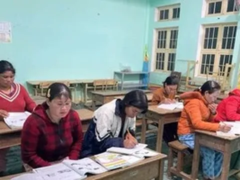 Giữ lửa con chữ giữa đại ngàn Kon Plông