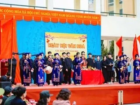 Tạo môi trường học tập tốt nhất cho học sinh dân tộc thiểu số