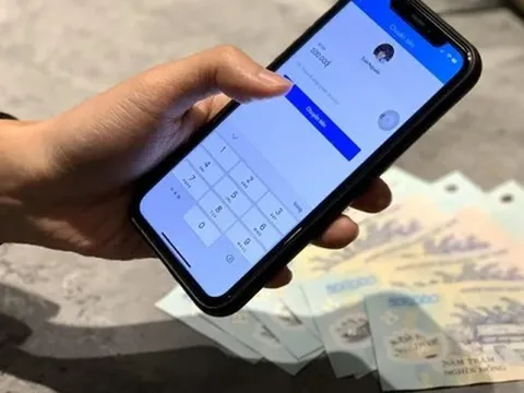 Chuyển khoản 1,7 tỷ đồng để nhận về hơn 2,2 tỷ trong thời gian ngắn: Người đàn ông phải báo công an gấp sau khi kiểm tra tài khoản