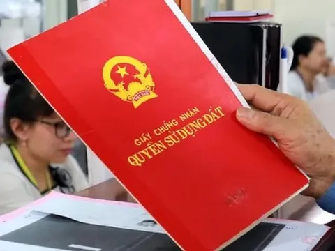 Ngân hàng ngỡ ngàng vì đã có 5 hộ dân lạ xây nhà, sinh sống trên mảnh đất thế chấp