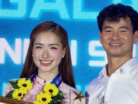 Hoà Minzy đón nhận vinh dự đặc biệt