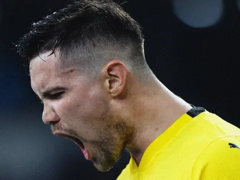 Malaysia đè bẹp Lào 5-1 nhờ bộ đôi nhập tịch