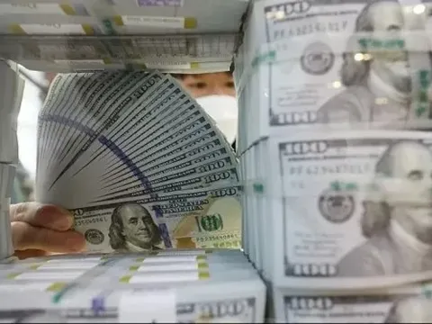 Tỷ giá ngoại tệ, tỷ giá USD/VND hôm nay 16/10: USD mất giá, thị trường bị ảnh hưởng bởi căng thẳng Mỹ-Trung Quốc