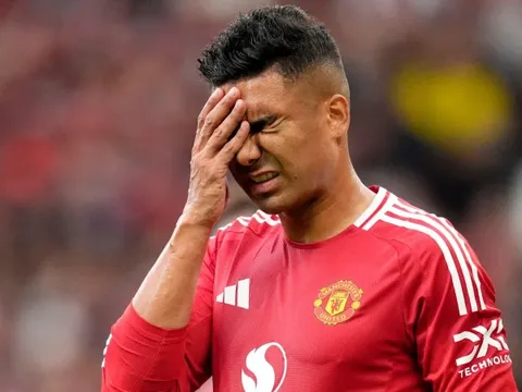 Amorim gạch tên Casemiro