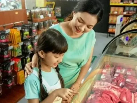 Giá heo hơi hôm nay 18/10: Miền Bắc tăng nhẹ, miền Trung đi ngang, nhiều địa phương miền Nam giảm