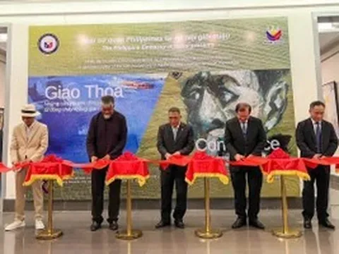 'Giao thoa' hai nền mỹ thuật Việt Nam và Philippines tại Hà Nội
