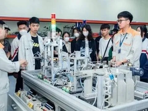 Gỡ 'nút thắt' cho giáo dục nghề nghiệp