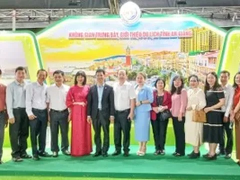 Rộn ràng khai mạc Ngày hội Bánh dân gian Nam Bộ - An Giang