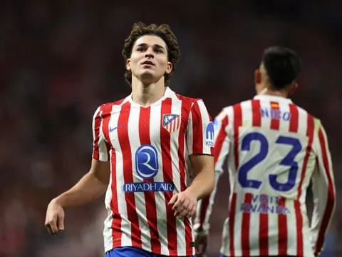 Atletico ra giá không tưởng cho Alvarez