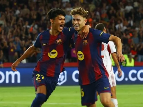 Tài năng gốc Philippines gây sốt tại Champions League