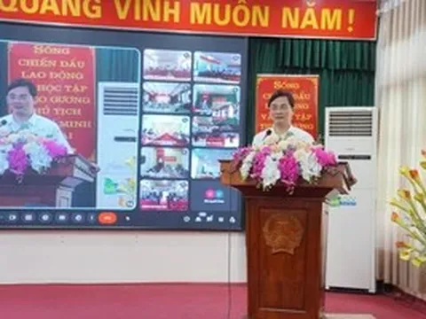 Tuyên Quang gỡ vướng công tác quản lý giáo dục cho cấp xã