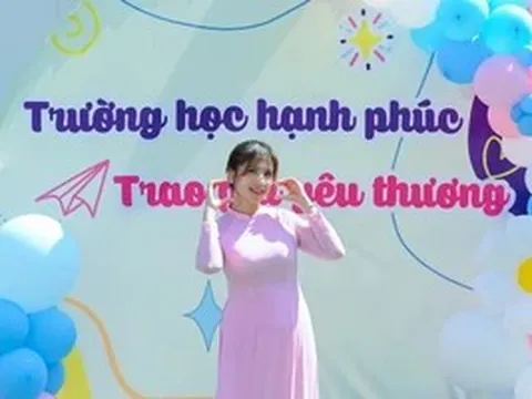 Cô giáo giỏi công nghệ làm sách điện tử giáo dục nếp sống văn minh