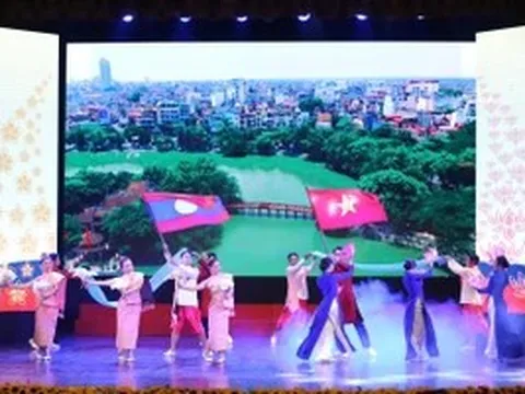 Quảng bá phim Việt tới khán giả Lào