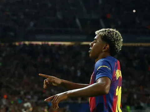 Yamal là cơn ác mộng của Mbappe