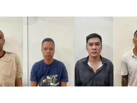 Được thuê mở nhiều tài khoản ngân hàng, quét sinh trắc học để chuyển khoản bất kể ngày đêm, giao dịch tổng 256 tỷ đồng: 17 người bị truy nã, khởi tố