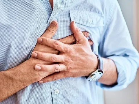 Nam thanh niên 21 tuổi bị đột quỵ 0