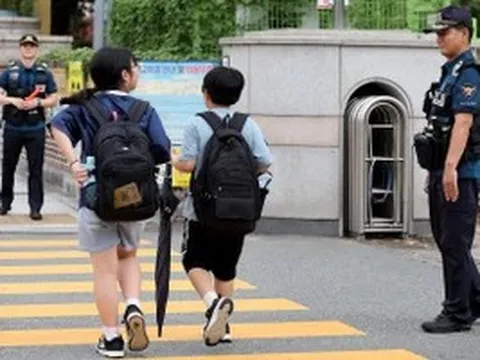 Hàn Quốc báo động đỏ về sức khỏe tâm thần học sinh