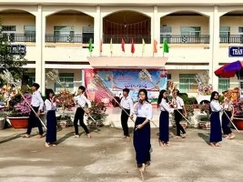 Phát huy hiệu quả trường dân tộc nội trú, nâng chất giáo dục vùng khó