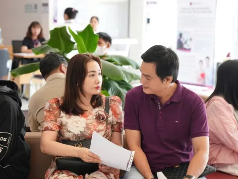 Nam diễn viên từng được Việt Hương yêu thầm, tình duyên lận đận, 2 lần cưới hụt, 50 tuổi chuẩn bị làm bố