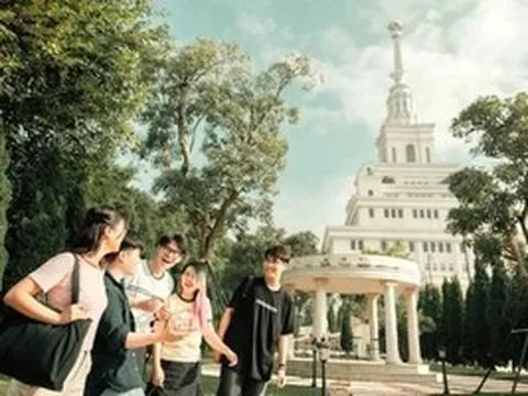 Hướng tới đại học tinh hoa: Kết nối tri thức Việt Nam với chuẩn mực quốc tế