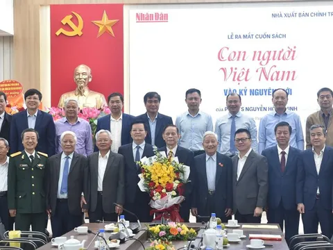 Ra mắt cuốn sách 'Con người Việt Nam vào kỷ nguyên mới'