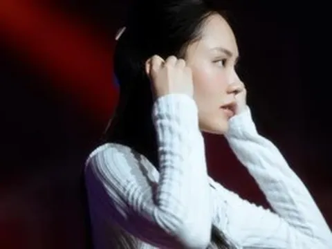 Hoa hậu Mai Phương ra mắt album đầu tay, chính thức lấn sân ca hát