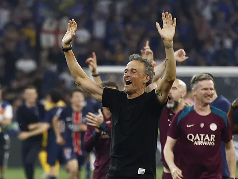 PSG kiếm tiền như vô địch