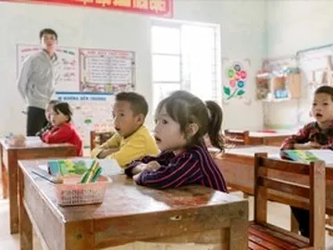 Tuyên Quang đầu tư, củng cố nền tảng tri thức cho thế hệ trẻ vùng biên