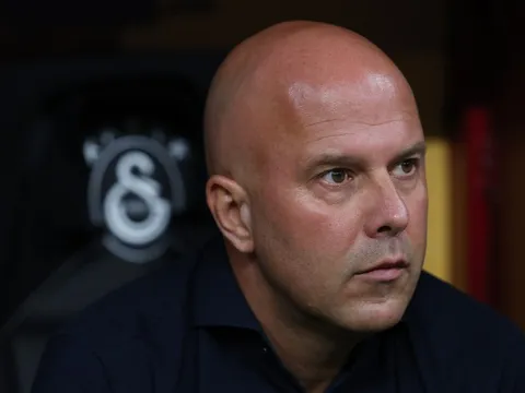 Liverpool ra phán quyết cho tương lai HLV Slot