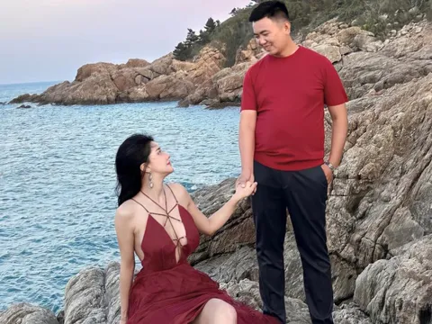 Bị tung 17 ảnh nhạy cảm, nữ diễn viên ê chề bỏ về quê, sắp sinh con đầu lòng