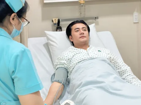 Tình trạng của nam diễn viên nhận cát-sê 1,5 tỷ đồng cho 30 giây quảng cáo bị đứt gân chân khi đang chơi pickleball