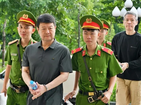 Tiết lộ yêu cầu "check" khách Việt tới chơi bạc tại khách sạn Pullman Hà Nội