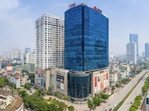 VinFast dừng chính sách miễn phí gửi xe điện tại Vincom Center Nguyễn Chí Thanh