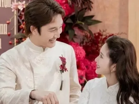 Diễn viên Ngọc Huyền xinh đẹp, rạng rỡ trong lễ ăn hỏi với Đình Tú