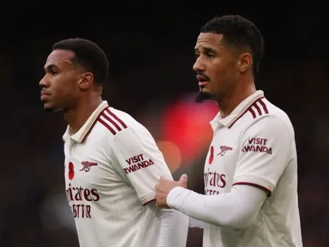 Arsenal không vô địch lúc này thì khi nào?