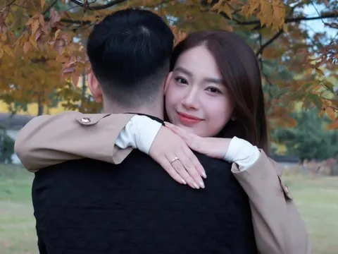 Nữ diễn viên phim 'Cách em 1 milimet' báo tin sắp lấy chồng, Quỳnh Kool và dàn sao nô nức chúc mừng